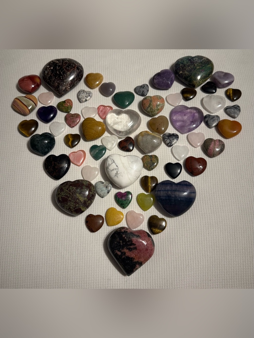 Assorted Heart-Shaped Polished Gemstone Set - Multicolor
